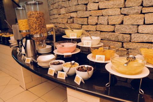 Gallery image of Great Zimbabwe Hotel in Nyanda