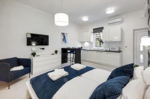 Modern Stay in Authentic Central Area 1084 Budapest, Auróra utca 21 kép - 3