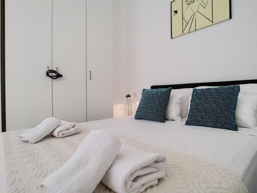 Nestor&Jeeves - BEACH ROYAL - Central, Close sea