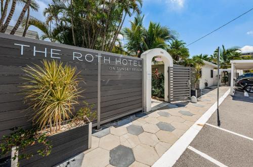 Peter Roth Hotels The Roth Hotel, Treasure Island, Florida, St. Pete Beach (updated ...