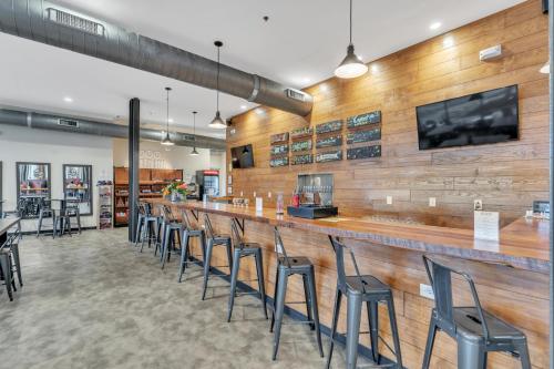 1 Bedroom @ Grand Strand Brewery 203 photo 6