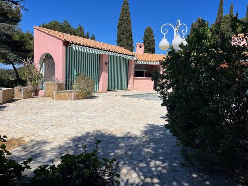 Villa du Cap de 5 chambres et sa grande piscine