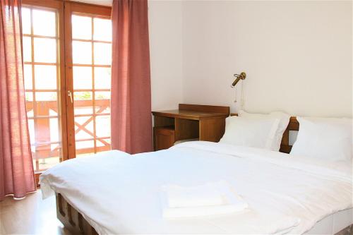 Gallery image of Hotel Sunshine Balatonlelle in Balatonlelle