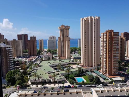 Apto en Gemelos 20 piscina y parking playa levante