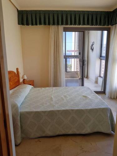 Apto en Gemelos 20 piscina y parking playa levante