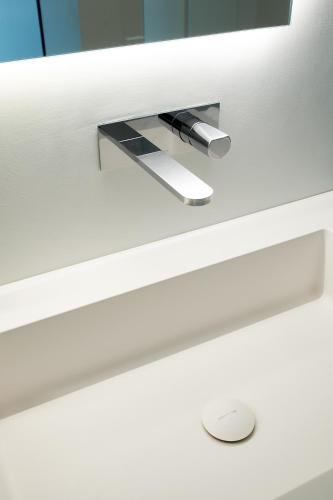 a bathroom drawer with a silver door handle at Hotel Scalinatella in Capri