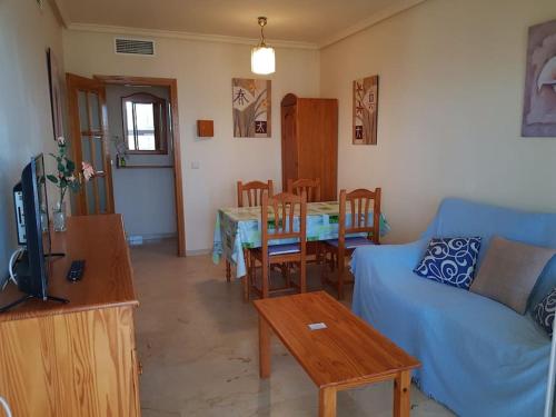 Apto en Gemelos 20 piscina y parking playa levante
