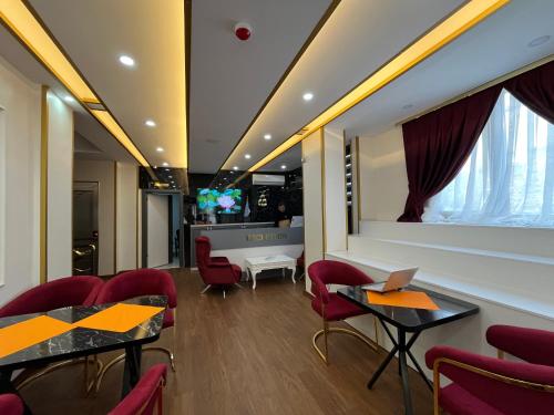 Lale Sultan Hotelにあるテレビまたはエンターテインメントセンター