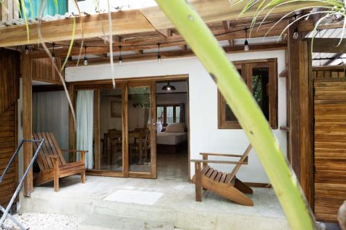 Balkón nebo terasa v ubytování Zeneidas Surf Garden