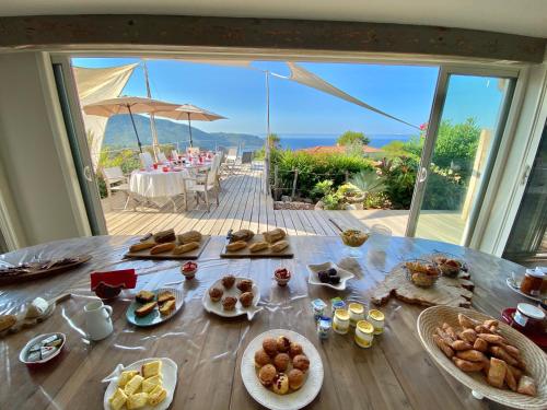 Eten bij of ergens in de buurt van de bed & breakfast

