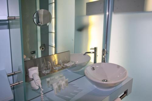 Koupelna v ubytování Hotel Cristal Design