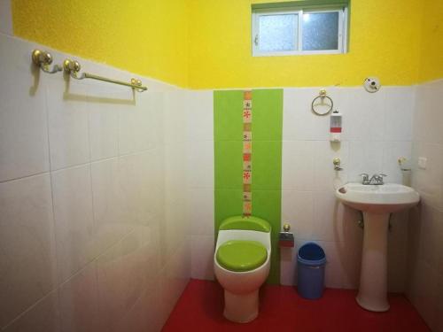 Vonios kambarys apgyvendinimo įstaigoje Hotelas las Acacias Nueva Loja