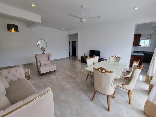 Gallery image of Legends Towers Apartments in Colombo