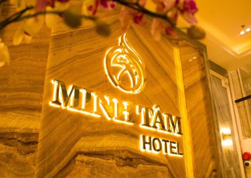 Certifikát, hodnocení, plakát nebo jiný dokument vystavený v ubytování Minh Tam Phu Nhuan Hotel & Spa