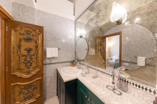 Ванна кімната в Appartamento a Capri a pochi passi dalla Piazzetta