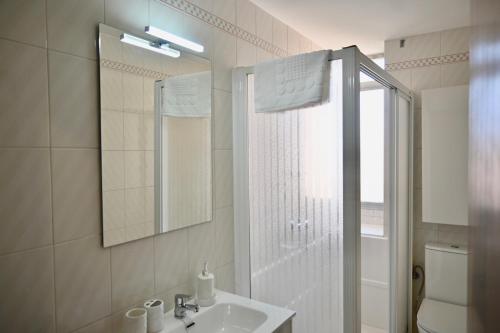 For You Rentals Vivienda TEMPORAL de cuatro dormitorios en Arganzuela AMA1026