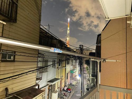 Tatami house Skytree view Asakusa line
