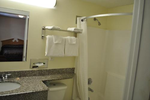 Gallery image of Turnpike Motel in Princeton