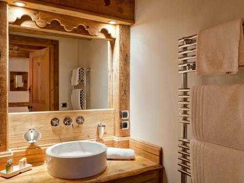 Ванная комната в Maison Courchevel, 5 pièces, 8 personnes - FR-1-568-18