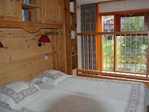 Duplex confortable ski aux pieds avec balcon