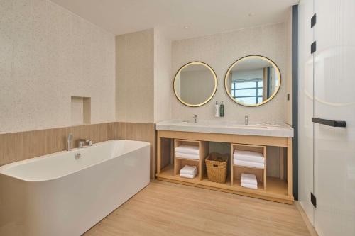 Koupelna v ubytování Hilton Garden Inn Zhuhai Jinan University