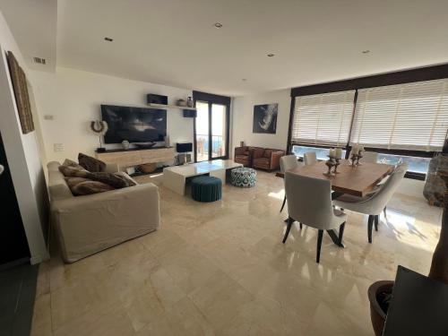 DreamHomesByMaria