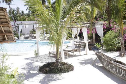 Kolam renang di atau dekat dengan Boutique Villa Unaweza