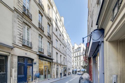 Élégance confort à l’Odéon by Weekome