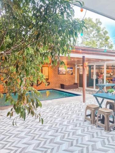 Πισίνα στο ή κοντά στο Central Perk inspired pool villa