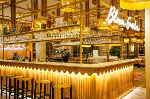 Bloom House Hôtel & SPAにあるラウンジまたはバー