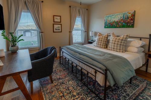 Ένα ή περισσότερα κρεβάτια σε δωμάτιο στο Marysvale Adventure Retreat