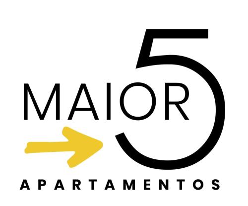 un logotipo para la organización paracaidista en Maior 5 Apartamentos, en Verín