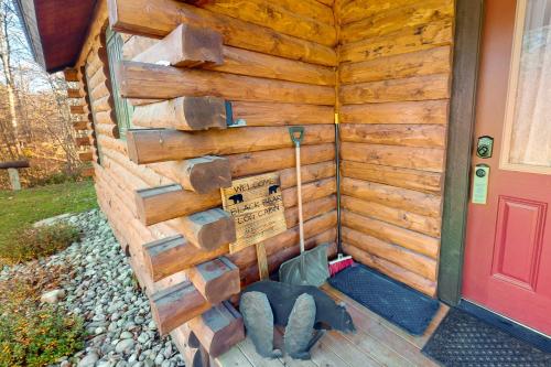 MorrisvilleにあるBlackbear Log Cabinのギャラリーの写真
