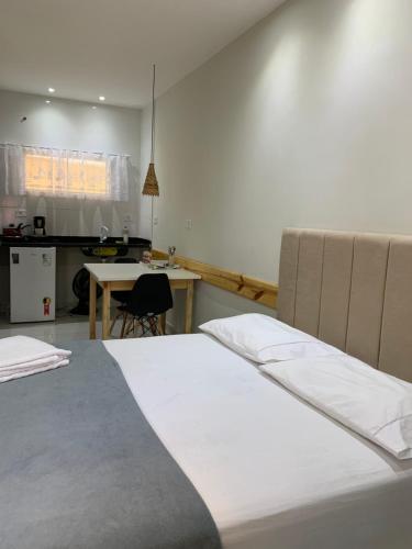 En eller flere senge i et værelse på Lavínia loft 8