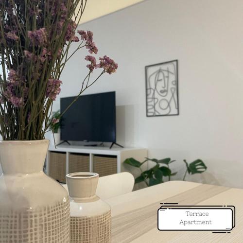 Central Porto 2BR with Private Parking by Porto Velho Apartamentos