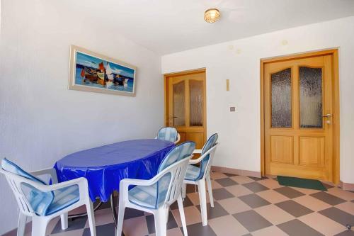 Apartments in Mali Losinj 14882