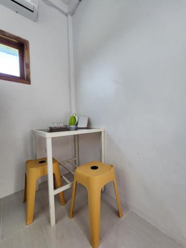 Φωτογραφία από το άλμπουμ του D'Flora Homestay σε Labuan Bajo