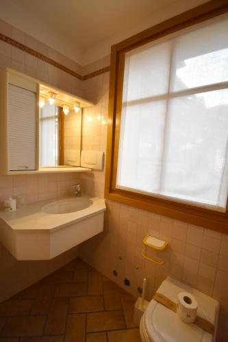 Ένα μπάνιο στο Excelsior Central Apartment