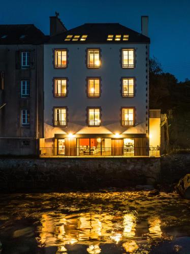 Výhled na řeku, která protéká v blízkosti apartmánu