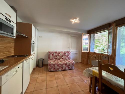Charmant appartement à Pra-Loup avec terrasse, parking, et accès facile aux pistes - FR-1-165A-65