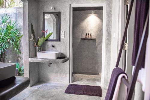 Kúpeľňa v ubytovaní GOOD STORY at NIRBANA ISLAND