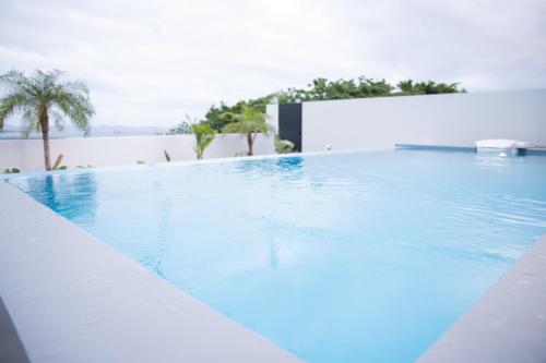 Bazén v ubytování Sarah Resort Villa 海 nebo v jeho okolí