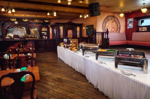 Еда / где поесть недалеко от отеля