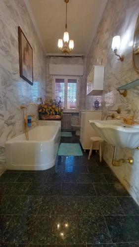 Kylpyhuone majoituspaikassa Villa Ivo