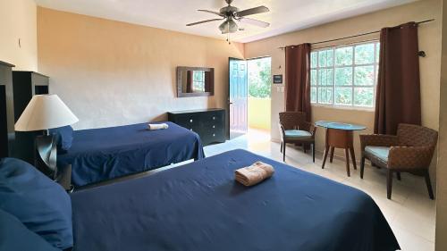 Postel nebo postele na pokoji v ubytování Casa Daniels Guesthouse