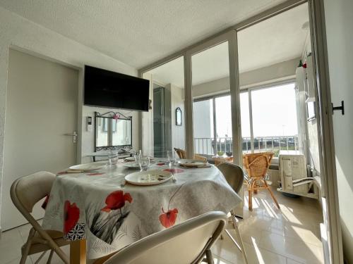 Appartement T2 cabine avec climatisation, parking privatif à Sète