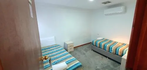 Young Goldrush Motel picture