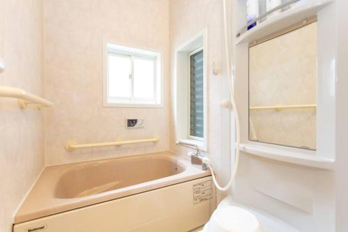 Kanmuritei Guest House UP to 7 pax, 冠邸和モダン最大7名まで宿泊可能