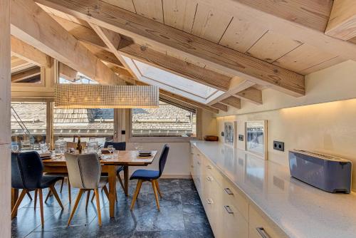 Chalet d'Olivier, Alpes Agency, Les Praz, Chamonix, Sleeps 8