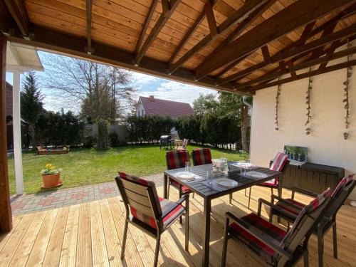 Κήπος έξω από το Ferienhaus Svante